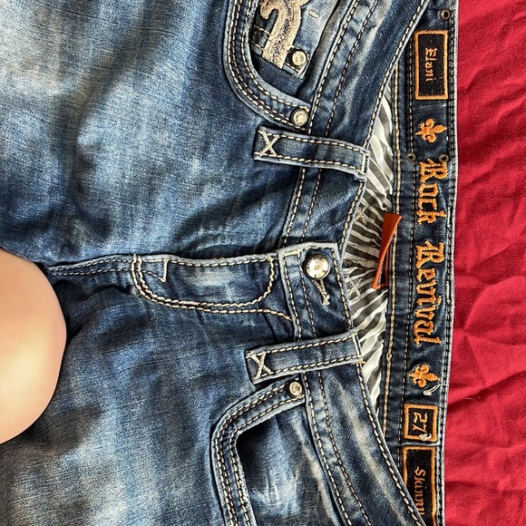 Rock Revival Skinny Jeans - Picture 2 of 4